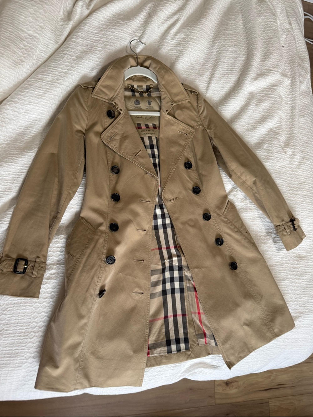 Burberry Short Chelsea Heritage Trench Coat  Medium - Picture 10 of 15